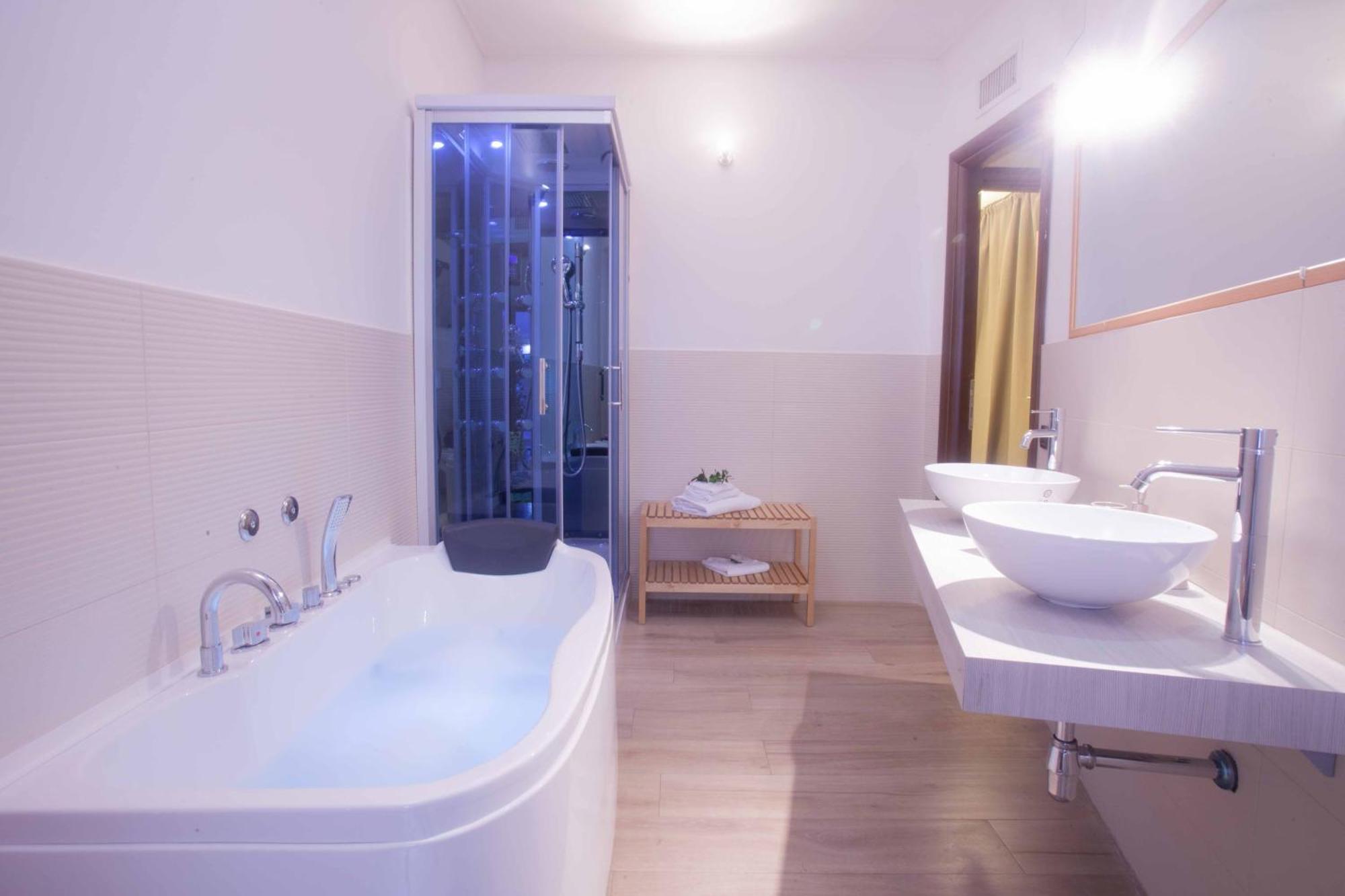 Fior Di Loto Sweetness Hotel Cagliari Ngoại thất bức ảnh