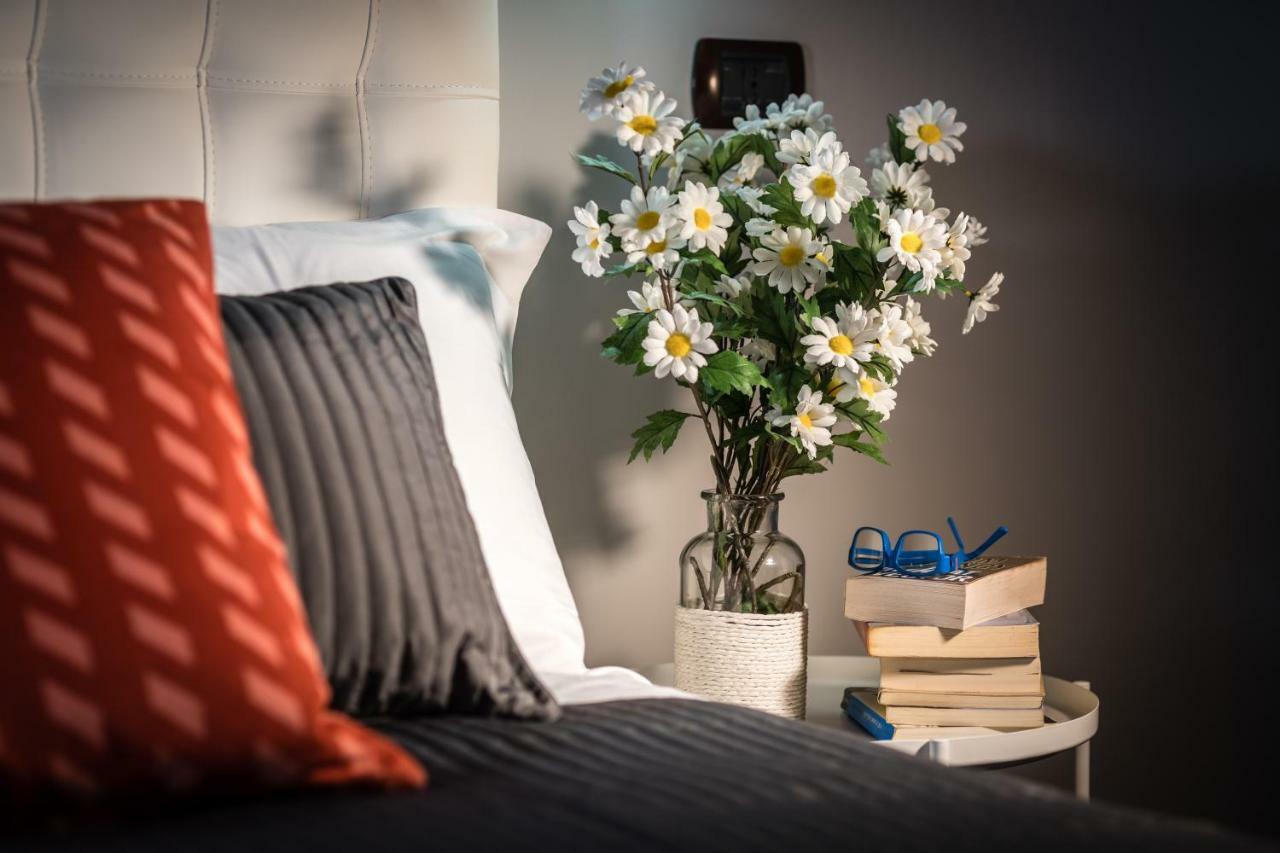 Fior Di Loto Sweetness Hotel Cagliari Ngoại thất bức ảnh