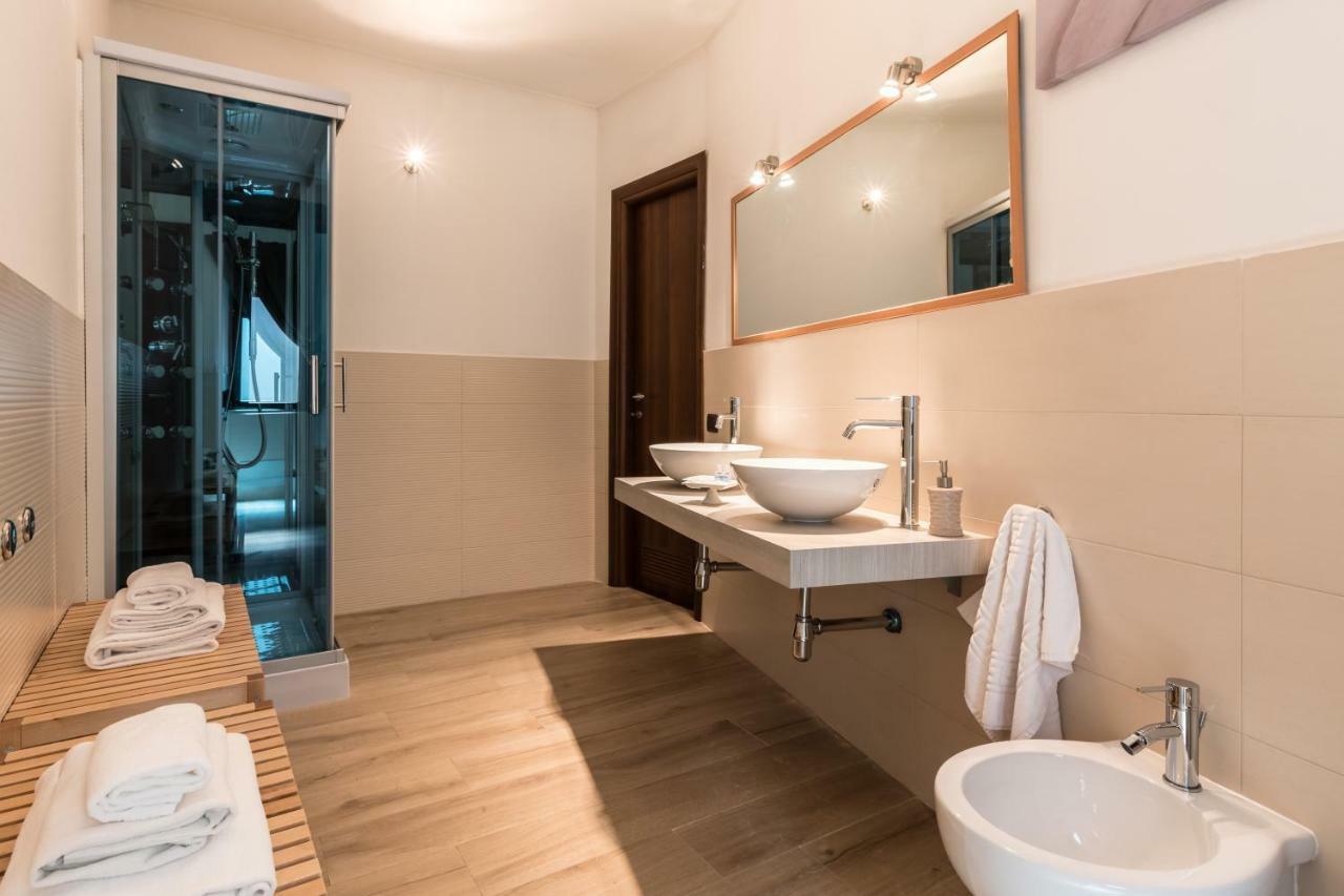 Fior Di Loto Sweetness Hotel Cagliari Ngoại thất bức ảnh